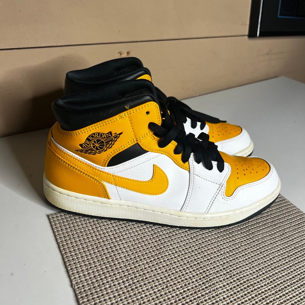 Air Jordan 1 Mid University Gold White Black 554724-170 Mens Size 10